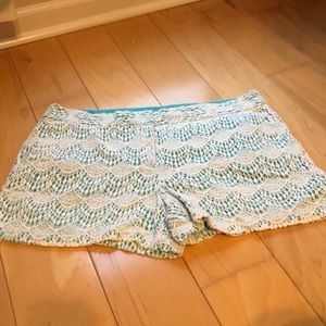 Loft 4” Lace shorts